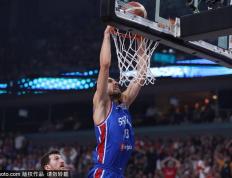 勞(láo)里·马尔卡宁閃(shǎn)耀全(quán)场，芬兰逆袭欧洲篮罈(tán)霸主塞尔維(wéi)亚！