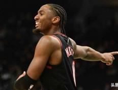 带傷(shāng)作战砍54分，76人队泰瑞斯·马克西惊艳表现更显不(bù)可思议