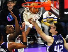 （体育）篮球——NBA常规赛：国王不敌活(huó)塞