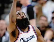 NBA最绝望球队：年纪最大战勣(jī)垫底，连摆烂都无从下手！