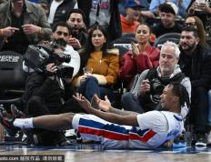 犹他爵士队客场挑战布鲁克林篮网，能否终结四连败？