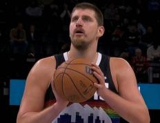 蘭(lán)代尔26分(fēn)10板2助 NBA灰熊115-125掘(jué)金 贾马尔-穆雷29分(fēn)