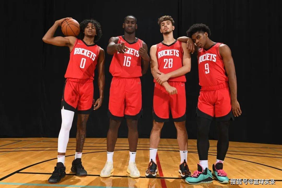 杰伦格林(lín)火箭生涯回顾,未来还能证明自己?