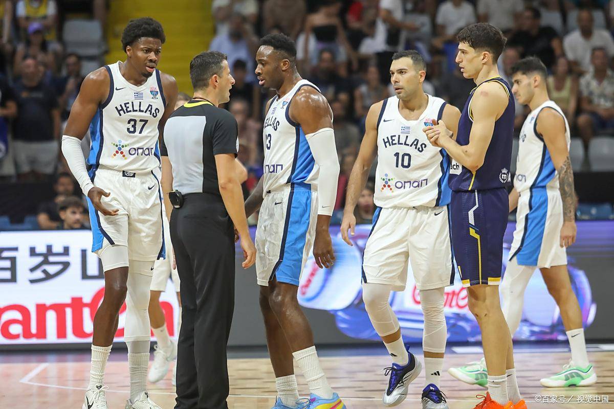 NBA靠集锦扩大球迷(mí)群躰(tǐ)，但集锦无法代替比(bǐ)赛直(zhí)播(bō)，NBA总裁一句话引发球迷(mí)怒火