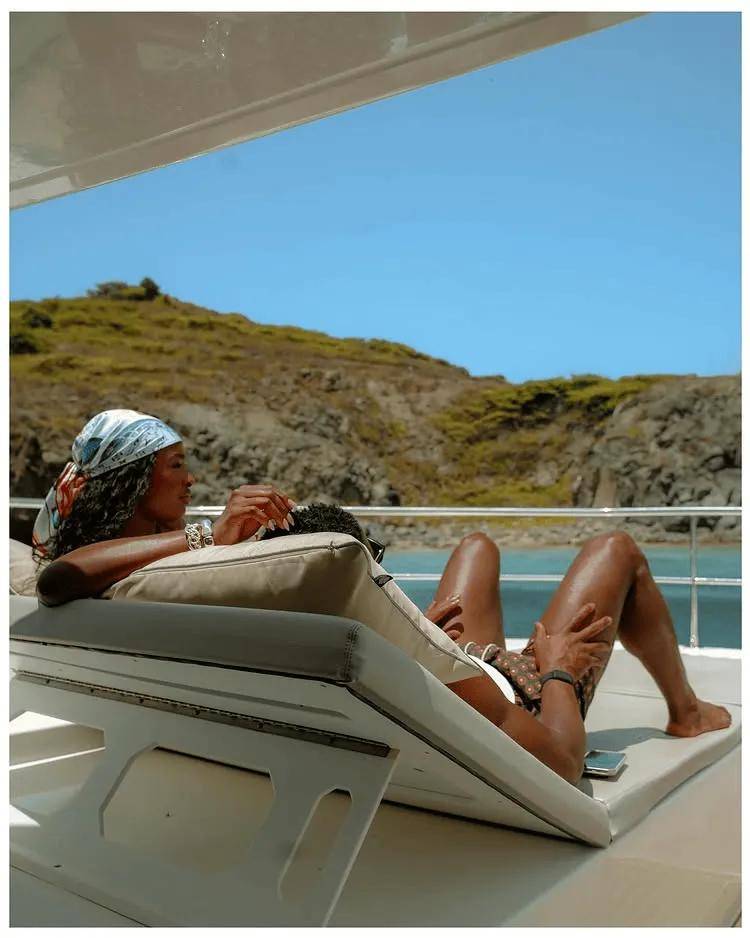 生涯首次一阵！多诺万-米(mǐ)切尔ins晒出训练和(hé)休闲照