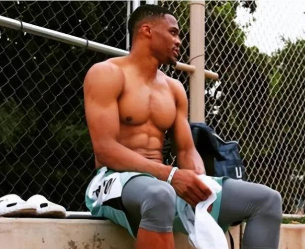 NBA这5位铁人(rén)伤病难以侵擾(rǎo)，超越伤病成就传奇