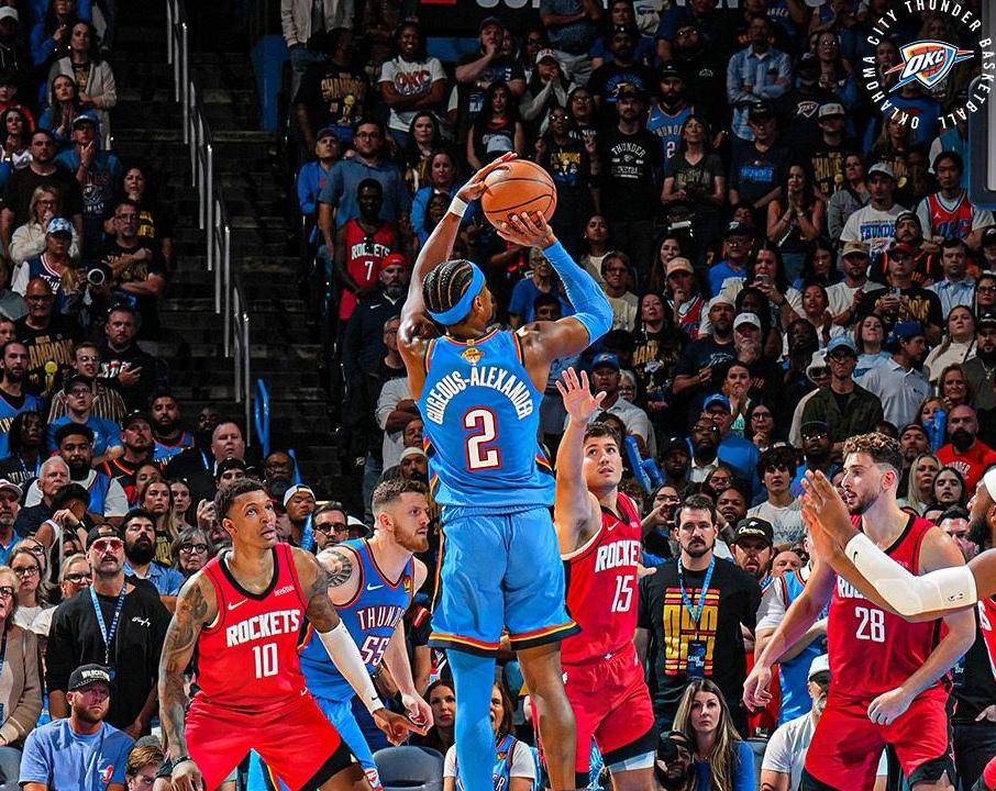 NBA新赛季MVP榜风雲(yún)：谁將(jiāng)笑傲群雄？