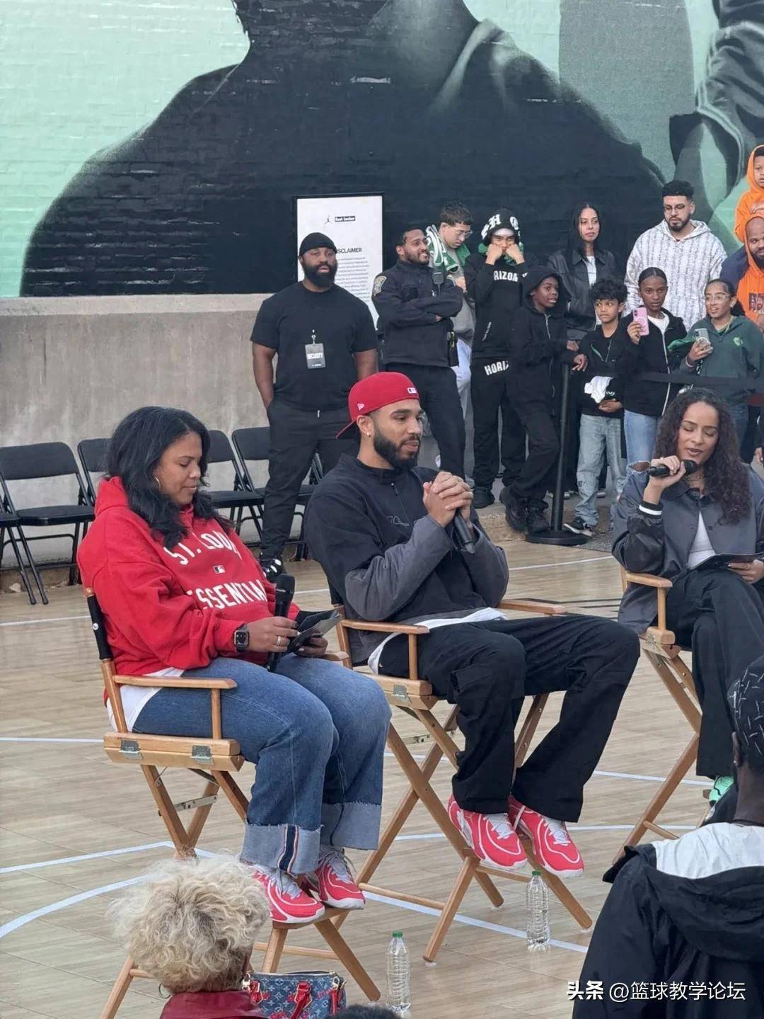 跟腱撕(sī)裂！宣布复出！直接改变NBA格局