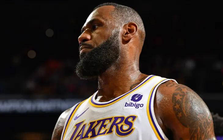 4位有资格成爲(wèi)詹姆斯(sī)名人(rén)堂引荐人(rén)的NBA传奇