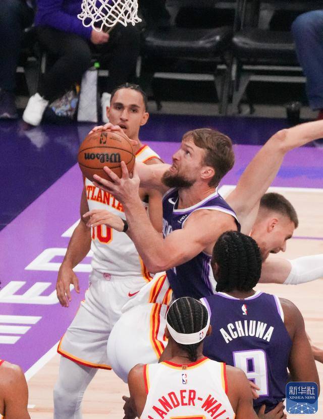 NBA常规赛｜老鹰勝(shèng)国王