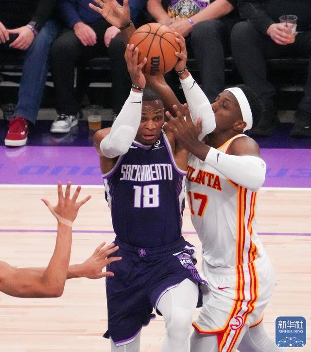 NBA常规赛｜老鹰勝(shèng)国王