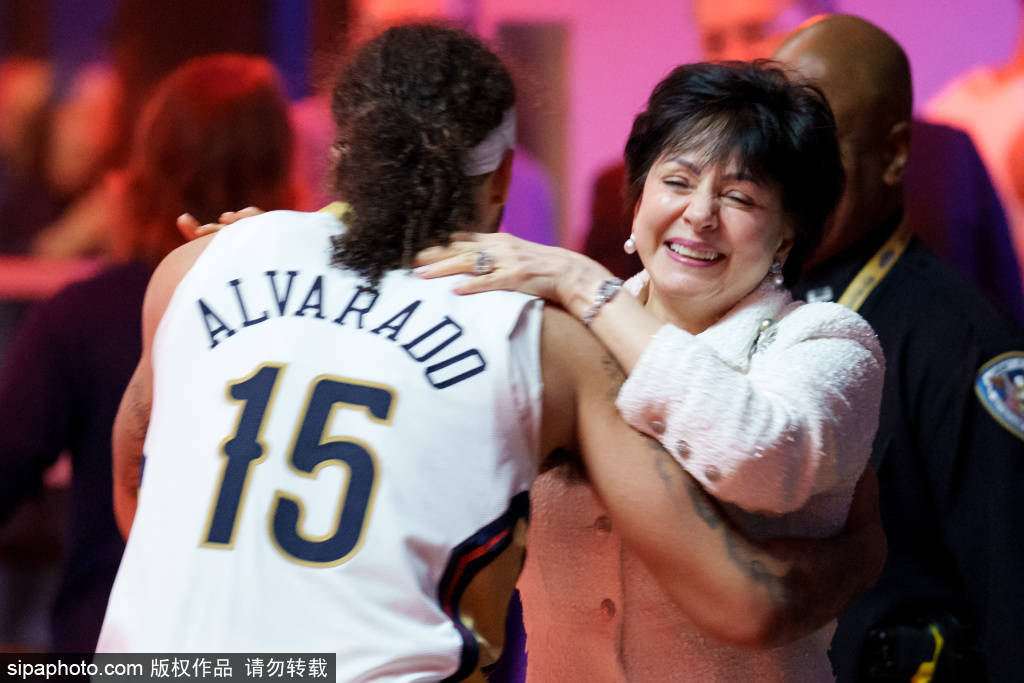 火箭队计划收购康涅狄格阳光队，WNBA重返休斯顿？