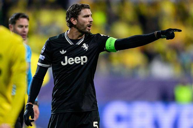 尤文(wén)图斯欧冠首(shǒu)勝(shèng)，戴维补时绝杀，奥彭达首(shǒu)球，伊尔迪兹策动三球